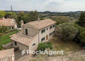 Vista - Villa strada Madonna dei Mazza, Pesaro - foto 1