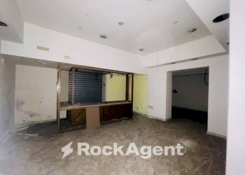 Interno non residenziale - Negozio via Costantino Astarita, 43, Pagani - foto 9