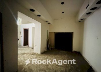 Magazzino - Negozio via Costantino Astarita, 43, Pagani - foto 16