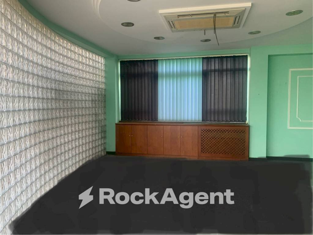 Interno non residenziale - Altro via Amedeo Molinara, Altavilla Silentina - foto 1