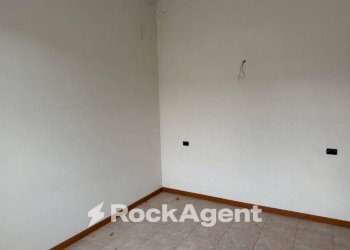 Camera da letto - Appartamento via del Villino, Alanno - foto 14