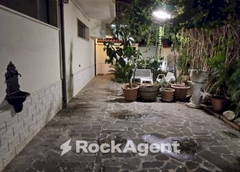 Giardino - Two-room apartment viale Europa, Siderno - photo 16