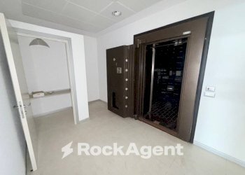 Interno palazzo - Altro piazza Del Popolo, 1, Deiva Marina - foto 13