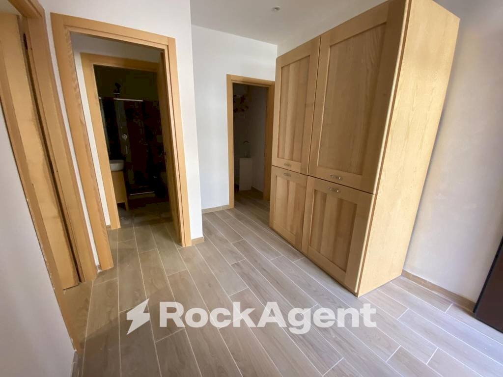 Corridoio - Three-room apartment via Andrea Scriattoli, 16, Vetralla - photo 2