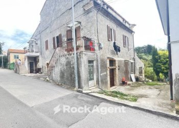 Zona - Independent house via San Pietro, 21, Sant'Omero - photo 1