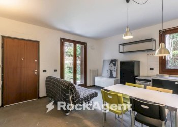 Salone - Two-room apartment via Papa Giovanni XXIII, 41, Mozzo - photo 2