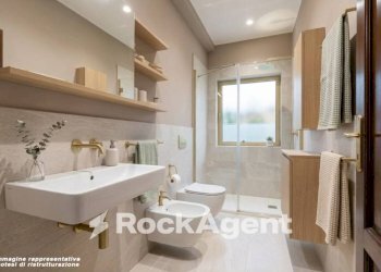 Bagno - Casa indipendente via Tremonti, 18, Pedara - foto 37