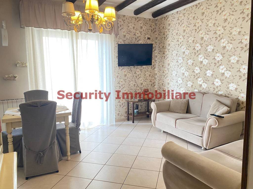 Salone - Appartamento via Salita di Paola, Sciacca - foto 1