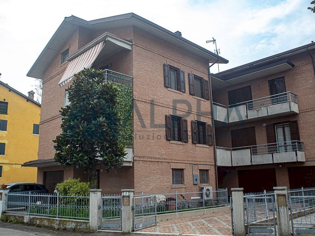 Facciata - Villa via Carlo Goldoni, Castelnuovo Rangone - photo 1