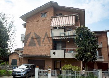 Facciata - Villa via Carlo Goldoni, Castelnuovo Rangone - foto 10