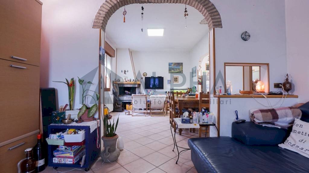 Salone - Villa via Ragone, Ravenna (neighborhood San Pietro in Vincoli) - photo 2