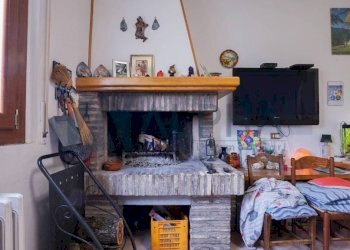 Salone - Villa via Ragone, Ravenna (neighborhood San Pietro in Vincoli) - photo 8