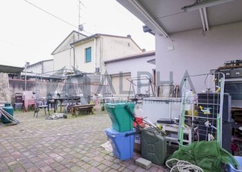 Cortile interno - Villa via Ragone, Ravenna (neighborhood San Pietro in Vincoli) - photo 43