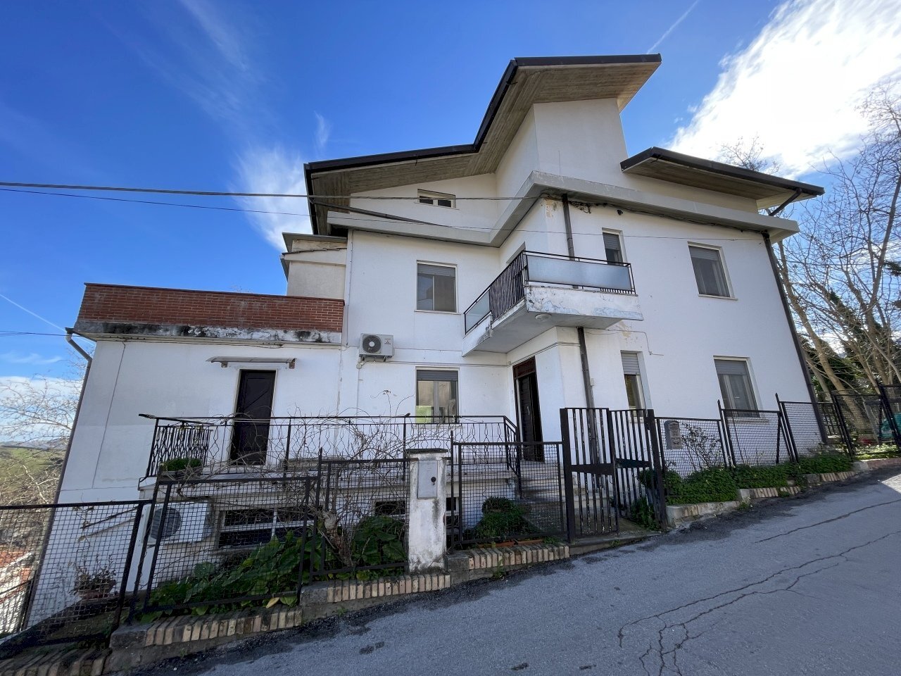 facciata - Casa indipendente Via San D'Acquisto 12, Manoppello - foto 1