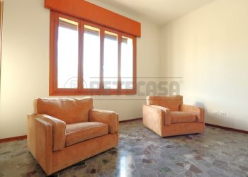 IMG_5872.JPG - Three-room apartment Via Bartolomeo Ruspoli 6, Vicenza - photo 3