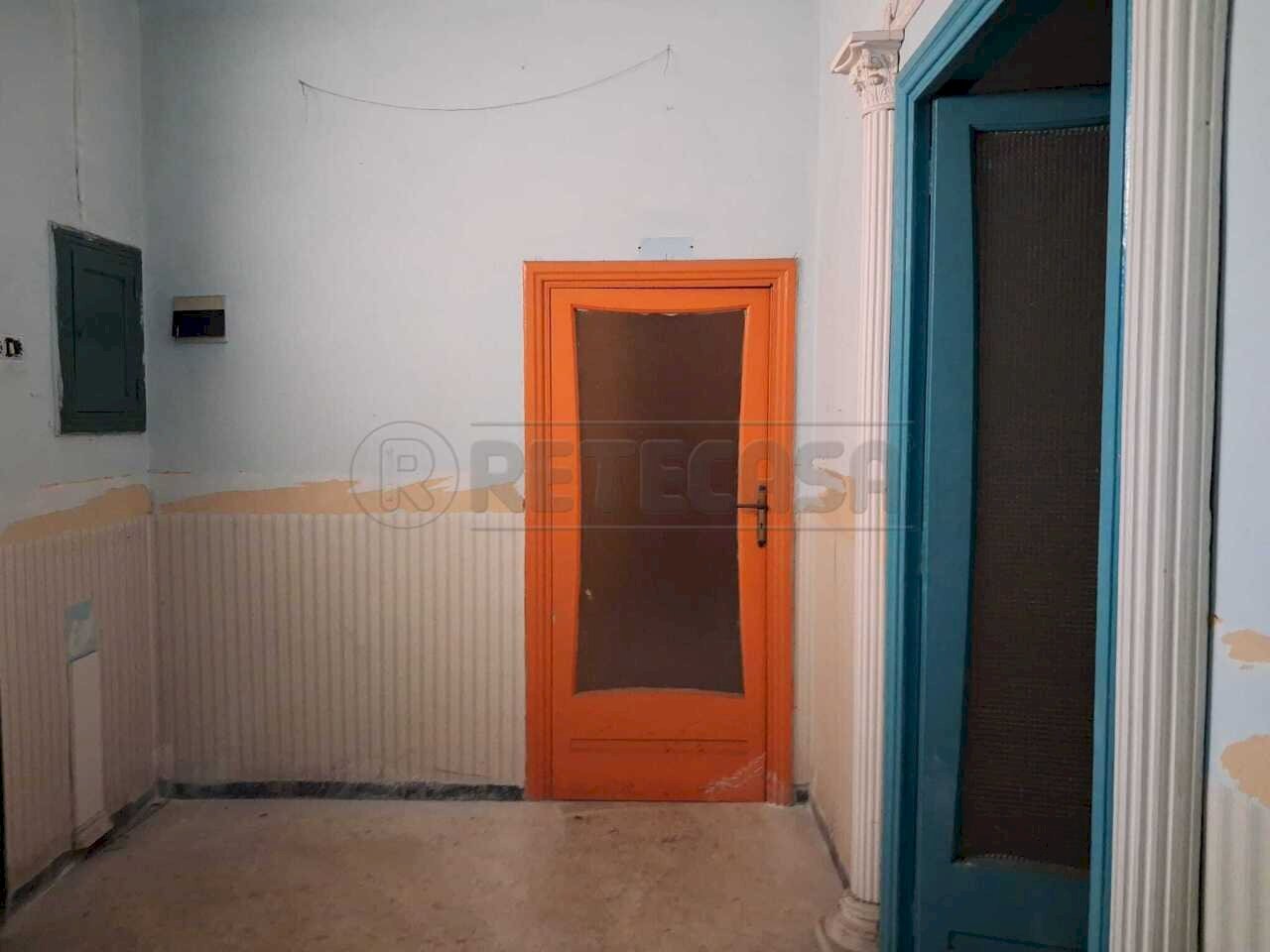 3.jpeg - Laboratorio Via Giacomo Colombo, Marcianise - foto 3