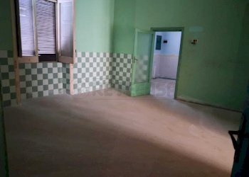 1.jpeg - Laboratorio Via Giacomo Colombo, Marcianise - foto 1