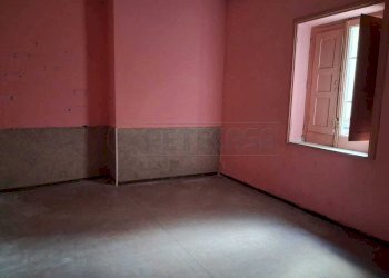 WhatsApp Image 2026-03-30 at 11.39.12 (4).jpeg - Laboratorio Via Giacomo Colombo, Marcianise - foto 13