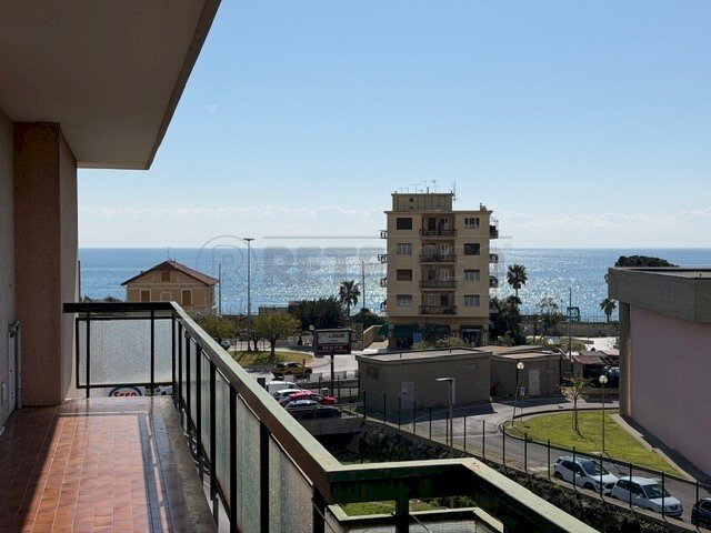 IMG_9238.jpeg - Quadrilocale Viale Riviera 60, Pietra Ligure - foto 3