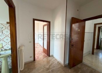 IMG_9242.jpeg - Quadrilocale Viale Riviera 60, Pietra Ligure - foto 8