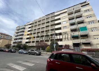 ESTERNO.JPG - Bilocale Torino (zona Campidoglio) - foto 1