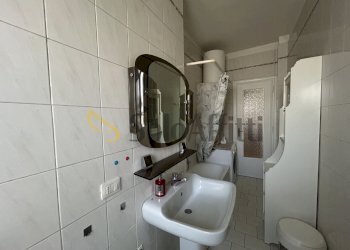 BAGNO 1.JPG - Bilocale Torino (zona Campidoglio) - foto 14
