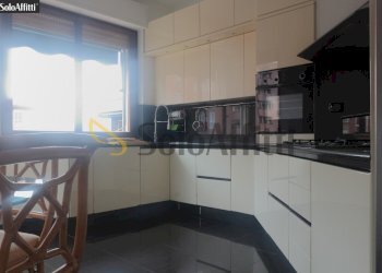 CUCINA - Trilocale Piazza Aldo Moro 1, Cologno Monzese - foto 3