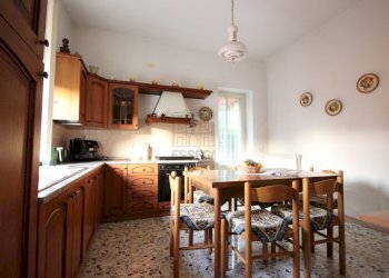 VILLA SINGOLA SU UN UNICO LIVELLO (48).JPG - Villa Via di Tiglio 529A, Capannori - foto 7