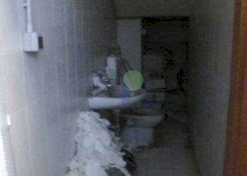 S0713592.JPG - Locale Commerciale Via Guarini, Livorno - foto 12