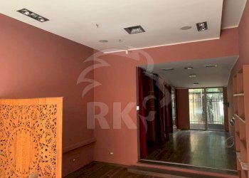 PHOTO-2020-05-18-17-00-32.jpg - Locale Commerciale Via Sant'Isaia 34a, Bologna (zona Centro Storico) - foto 7