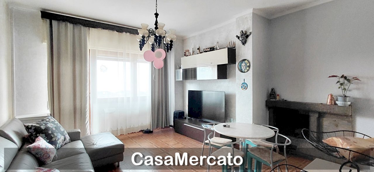 b2.jpg - Trilocale Via Ovidio, Rocca di Papa - foto 3