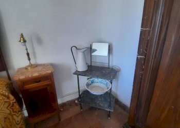 05 STORICA RESIDENZA NEL BORGO ANTICO DI RIPATRANS - Casa indipendente Ripatransone - foto 2