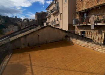 17 DIMORA STORICA CON AFFRESCHI RIPATRANSONE.j - Casa indipendente Ripatransone - foto 17