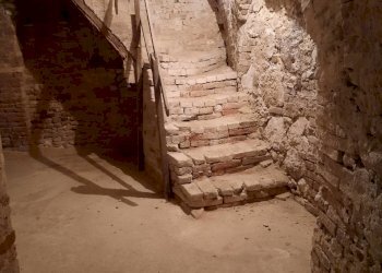 32 DIMORA STORICA CON AFFRESCHI RIPATRANSONE.j - Casa indipendente Ripatransone - foto 30