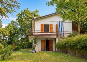 Gemini_Generated_Image_z5a67dz5a67dz5a6.png - Villa Località Lombardi, Maiolo - foto 2