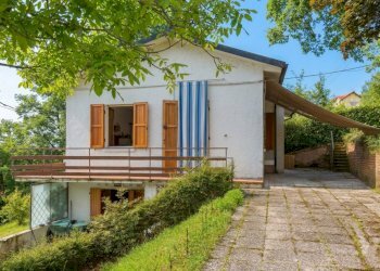 Gemini_Generated_Image_nidgsinidgsinidg.png - Villa Località Lombardi, Maiolo - foto 3