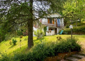 Gemini_Generated_Image_8jr8118jr8118jr8.png - Villa Località Lombardi, Maiolo - foto 6