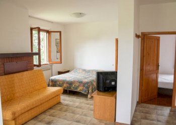 Gemini_Generated_Image_khs054khs054khs0.png - Villa Località Lombardi, Maiolo - foto 11