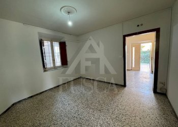 villa-fusca-vendita_16.JPG - Villa Via dei Landucci, Lucca - foto 5