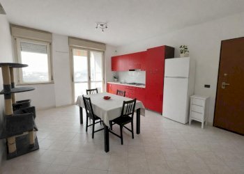 Two-room apartment Aulla - photo 1