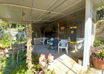 018 b - Giardino.jpg - Portion of a house Avegno - photo 20