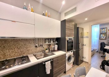 photo1705054376 (2).jpeg - Portion of a house Passeggiata Cavallotti 10, Ventimiglia - photo 2