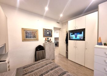 photo1705054379 (1).jpeg - Portion of a house Passeggiata Cavallotti 10, Ventimiglia - photo 11