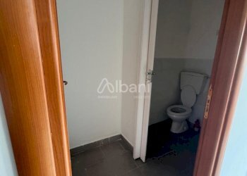 AFF81_Lerici_centro - fondo_commerciale _ufficio_c - Abbigliamento - Intimo Lerici - foto 10