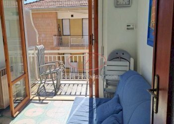 soggiorno - Bilocale Piazza Costituzione 4, Diano Marina - foto 2