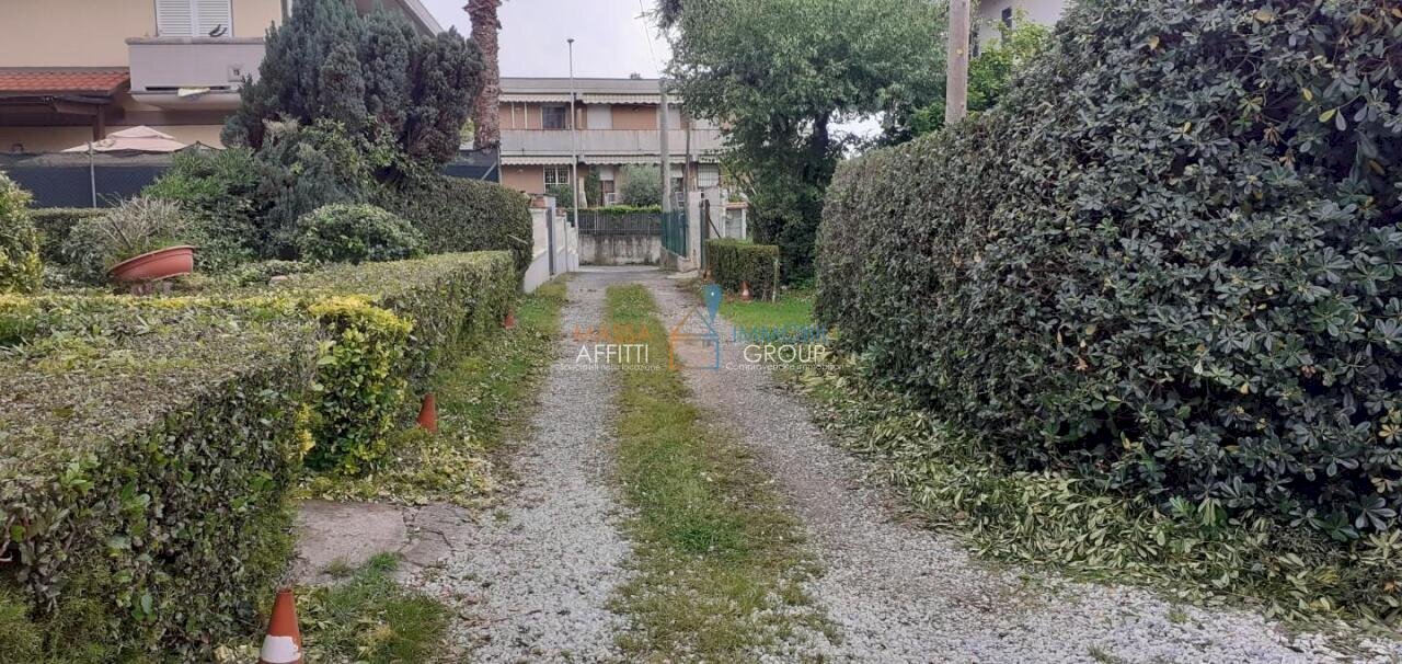 21.jpg - Villa Via Quercioli 385, Massa - foto 2