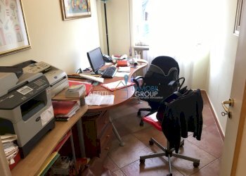 IMG_0039.JPG - Ufficio Largo Giacomo Matteotti 6, Massa - foto 5