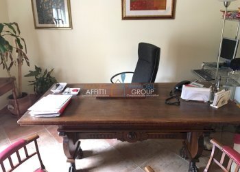 IMG_0043.JPG - Ufficio Largo Giacomo Matteotti 6, Massa - foto 9