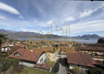 IMG_2774.JPG - Casa indipendente Via A. Fraccaroli 43, Baveno - foto 2