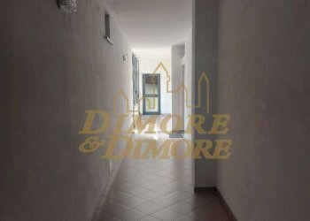 Corridoia ingresso.jpg - Four-room apartment Vogogna - photo 17